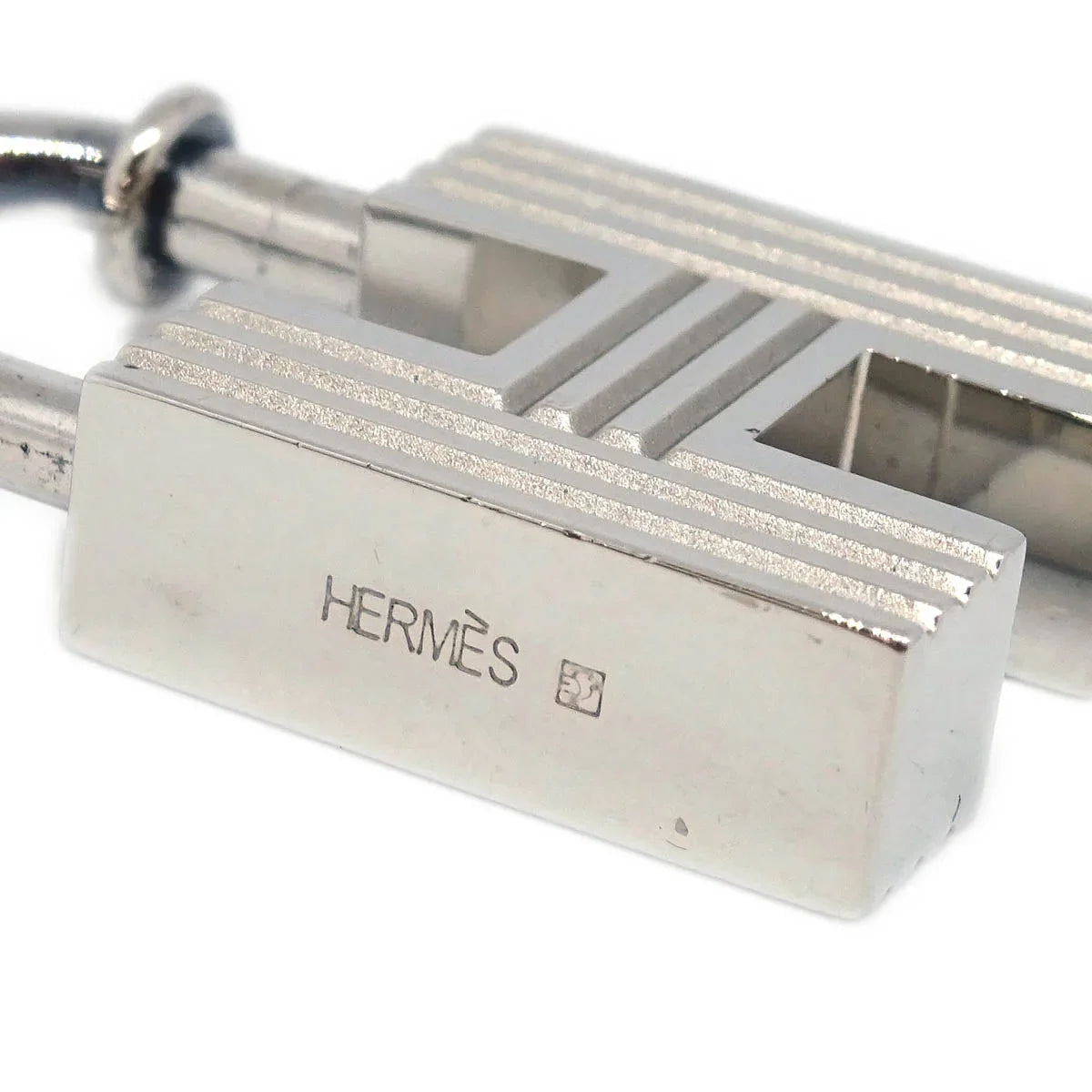 Hermes 2000 Premiers Pas Dans Le Siecle Classic H Cadena Silver Small Good