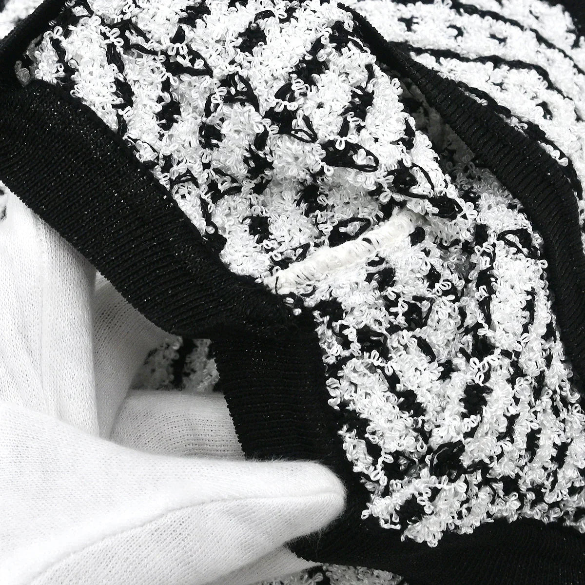 Chanel 1997 Sleeveless Vest Sweater Top White #38