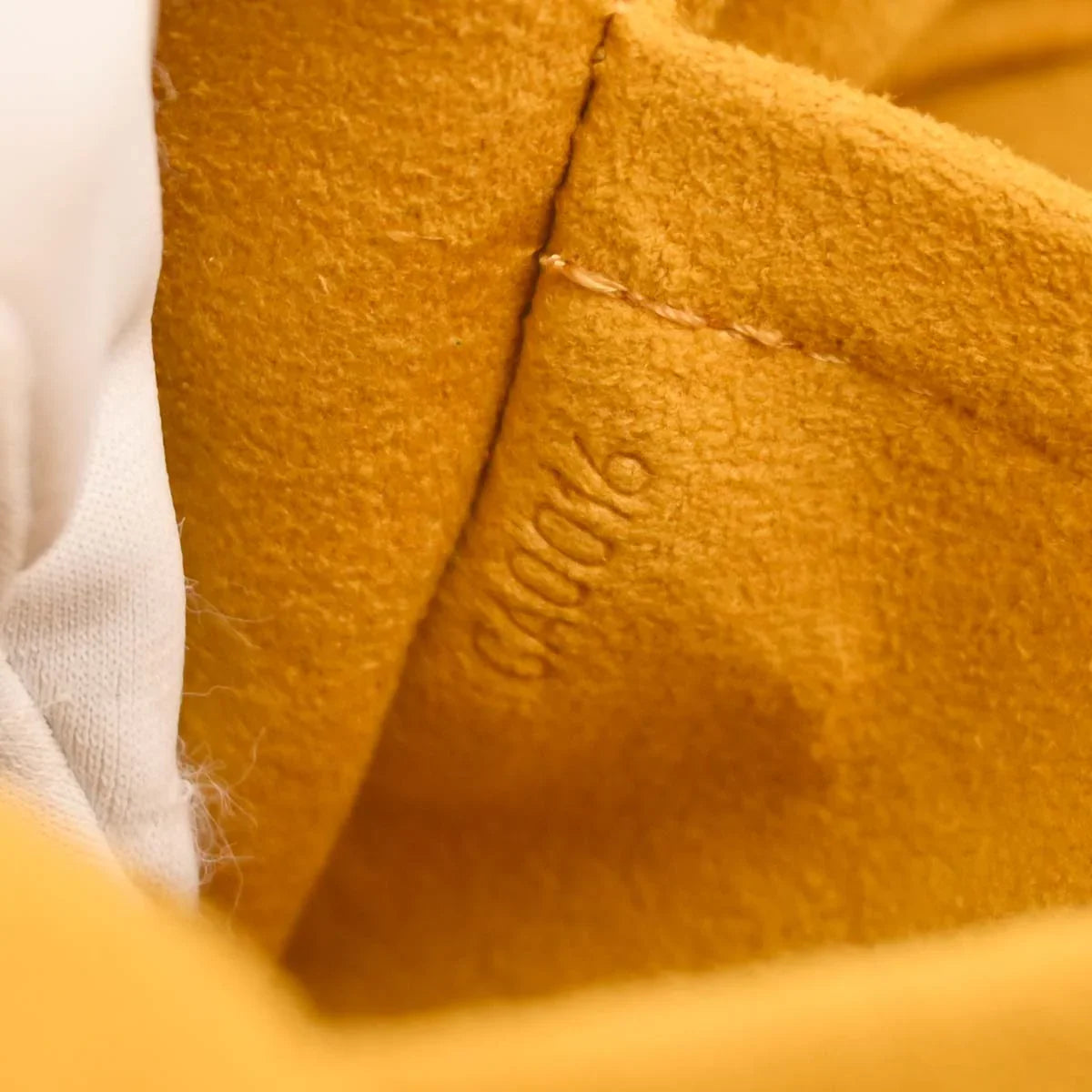 Louis Vuitton 2003 Blue Monogram Denim Mini Pleaty Handbag M95050