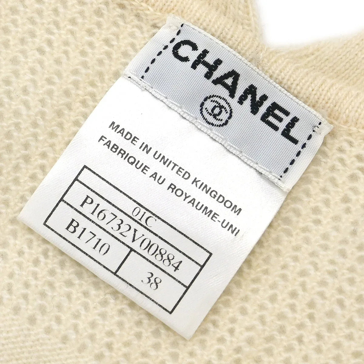 Chanel 2001 Short Sleeve Sweater Knit Top White #38