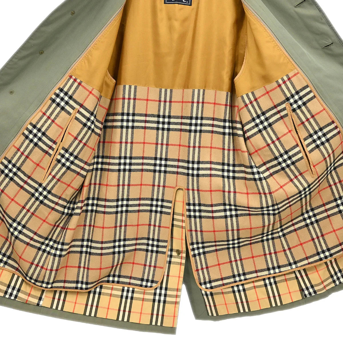 Burberrys Trench Coat Khaki