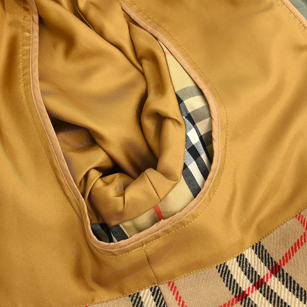 Burberrys Trench Coat Khaki