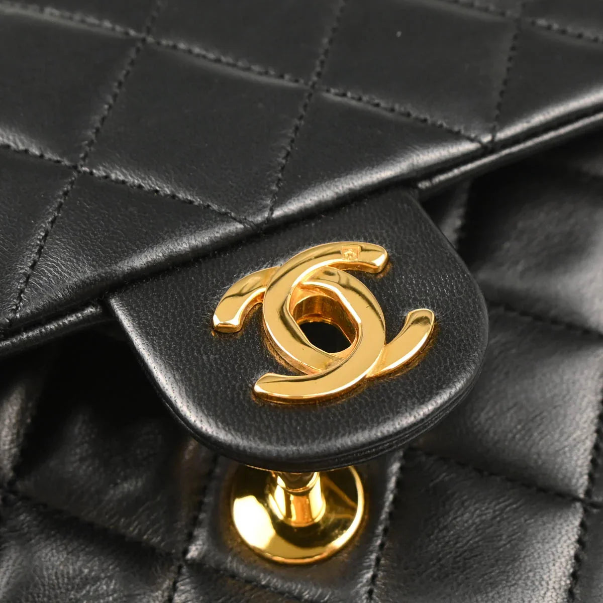 Chanel 1989-1991 Black Lambskin Classic Square Flap Shoulder Bag