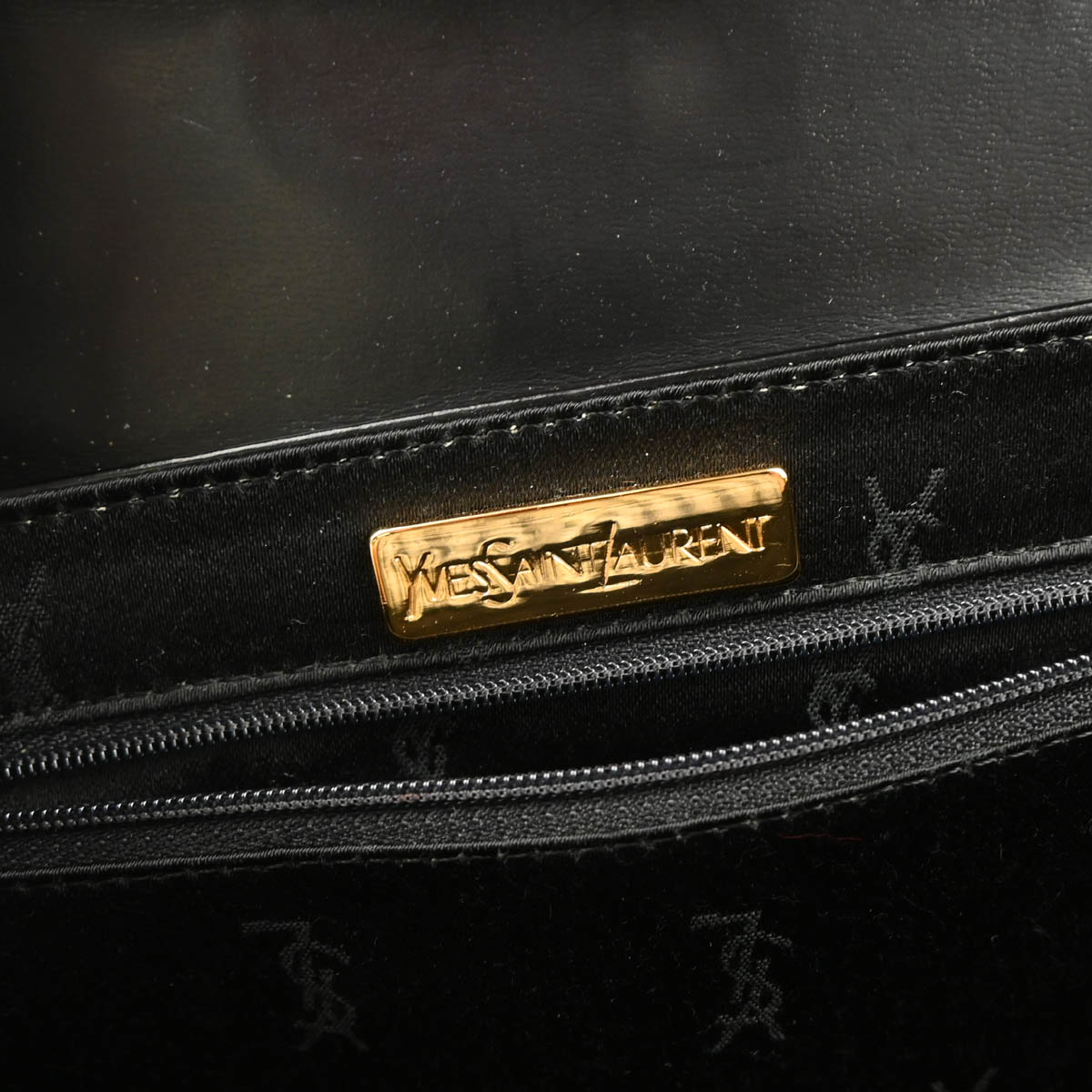 Yves Saint Laurent Black Leather Handbag