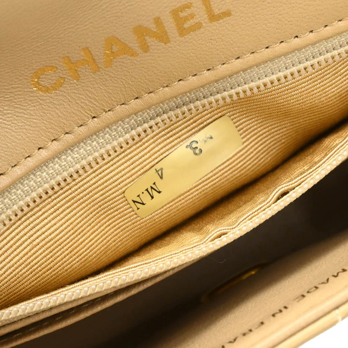 Chanel 1989-1991 Beige Lambskin Shoulder Bag