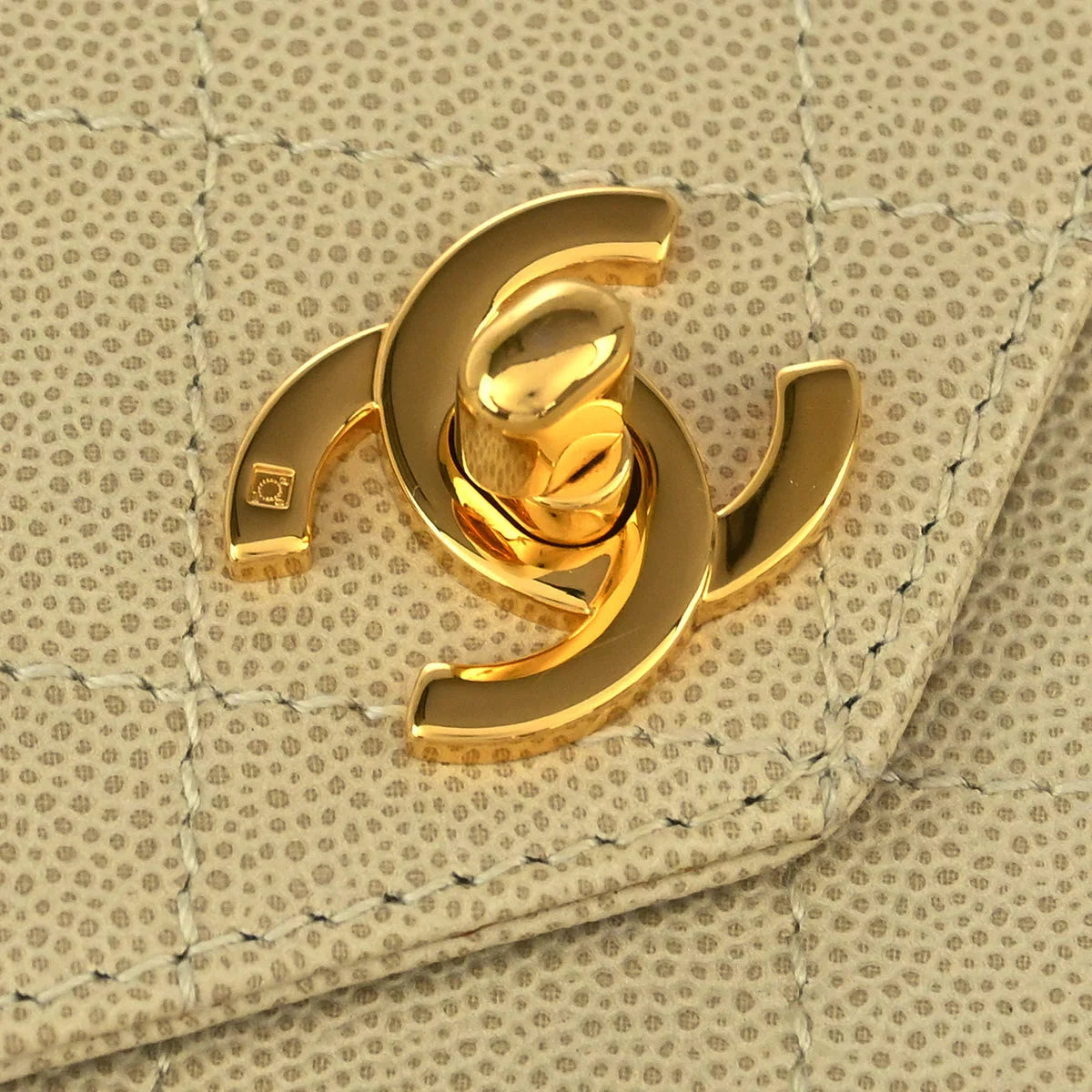 Chanel 1997-1999 Off-white Caviar Top Handle Handbag
