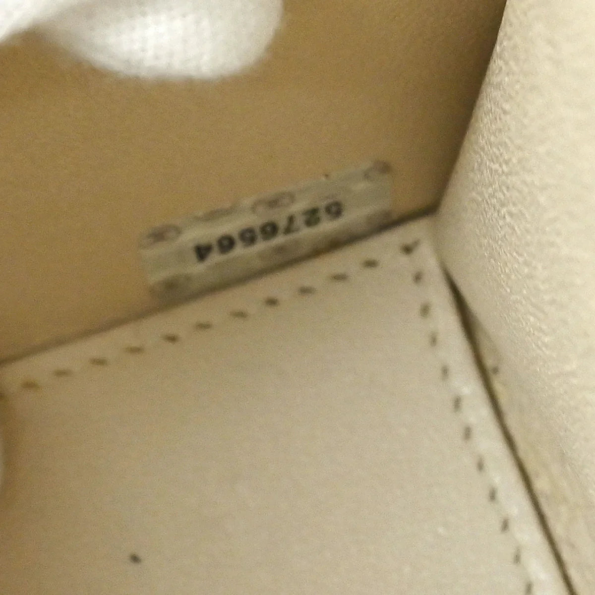 Chanel 1997-1999 Off-white Caviar Top Handle Handbag