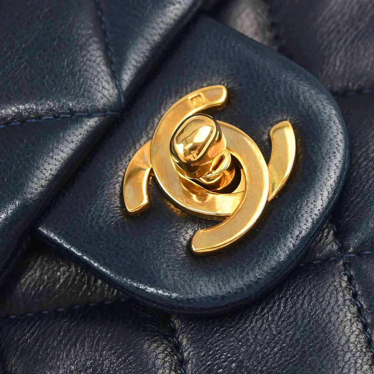 Chanel 1991-1994 Navy Lambskin Classic Square Flap Shoulder Bag