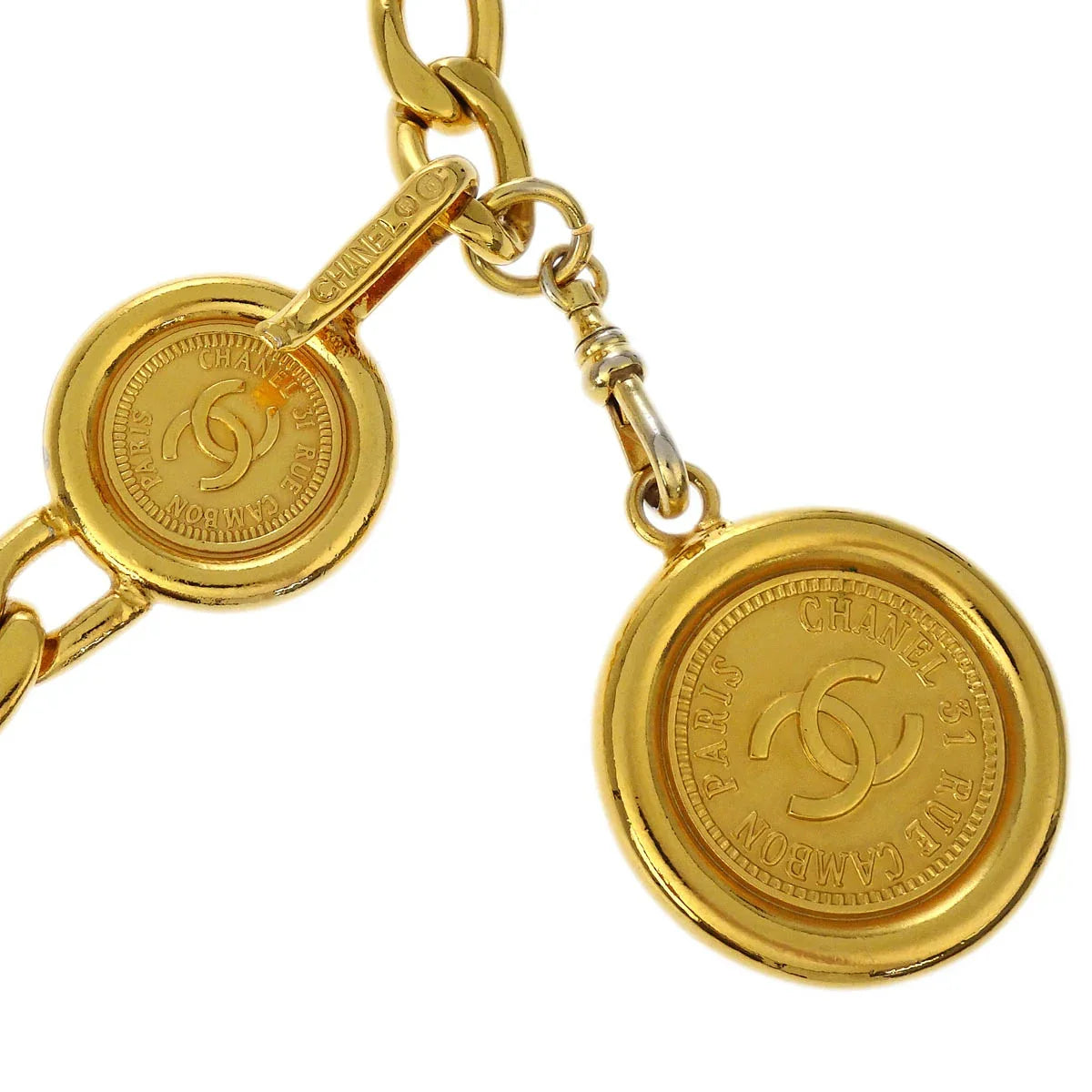 Chanel Chain Belt Medallion Gold Small Good