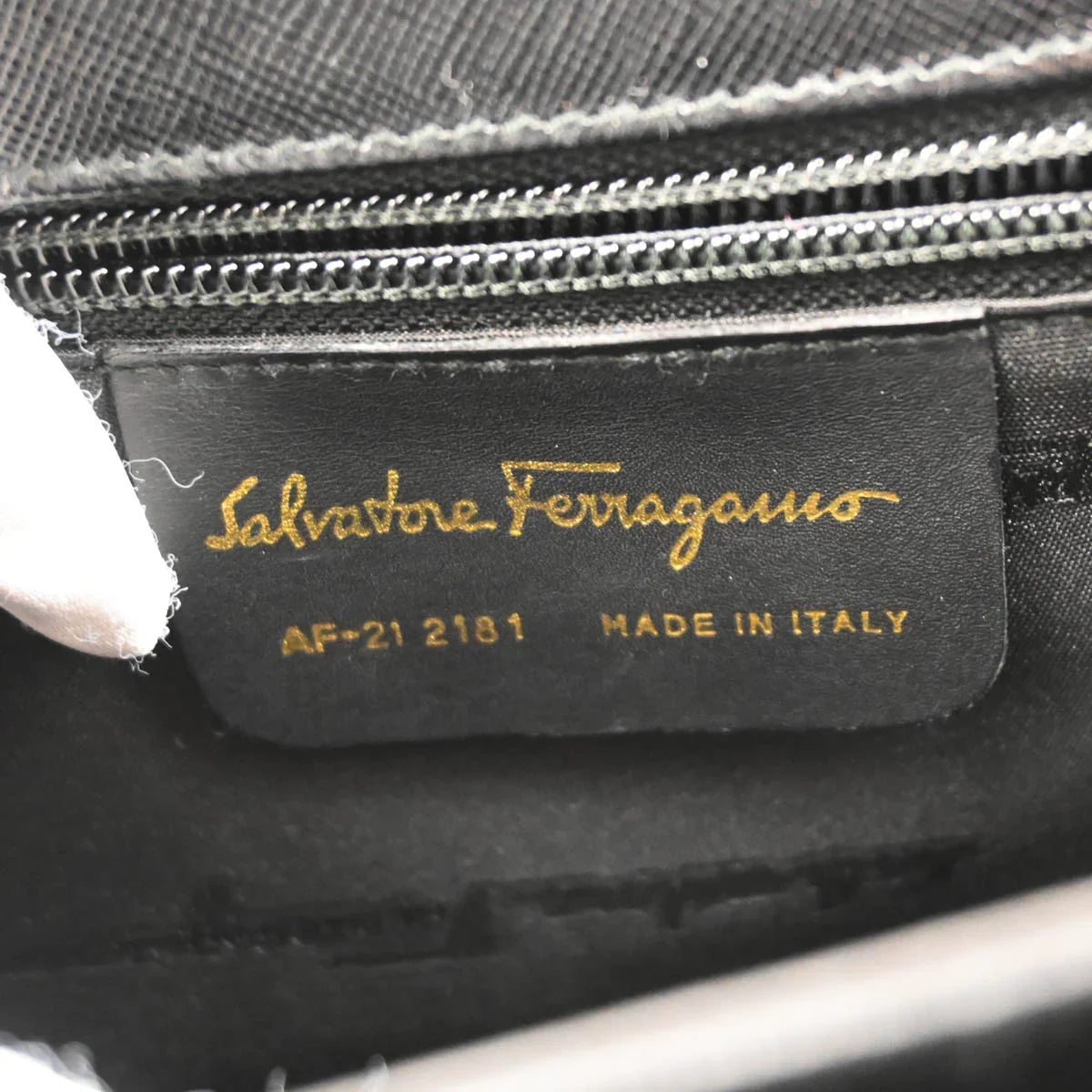 Salvatore Ferragamo Black Leather Gancini 2way Shoulder Handbag