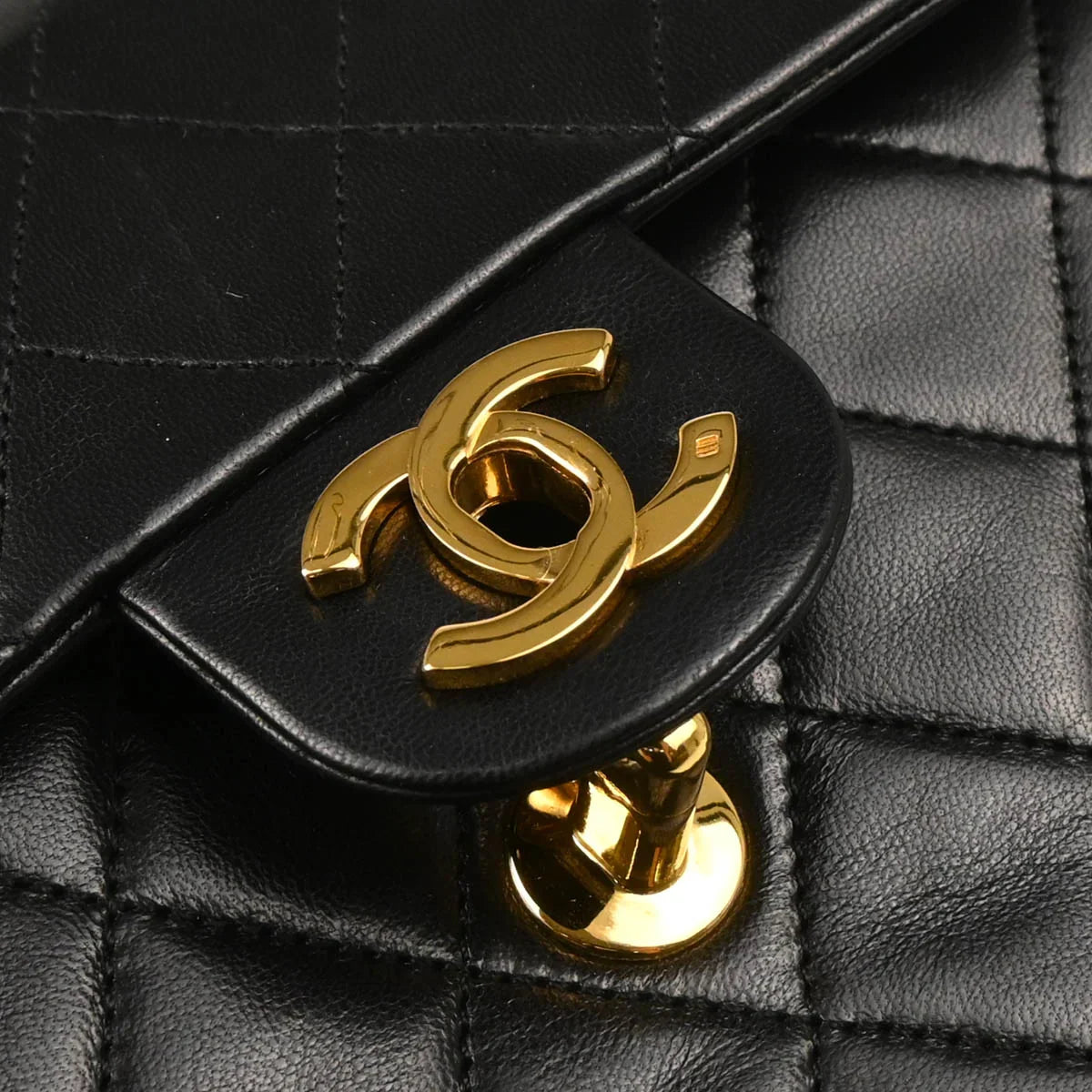 Chanel 1986-1988 Black Lambskin Mini Classic Square Flap Shoulder Bag