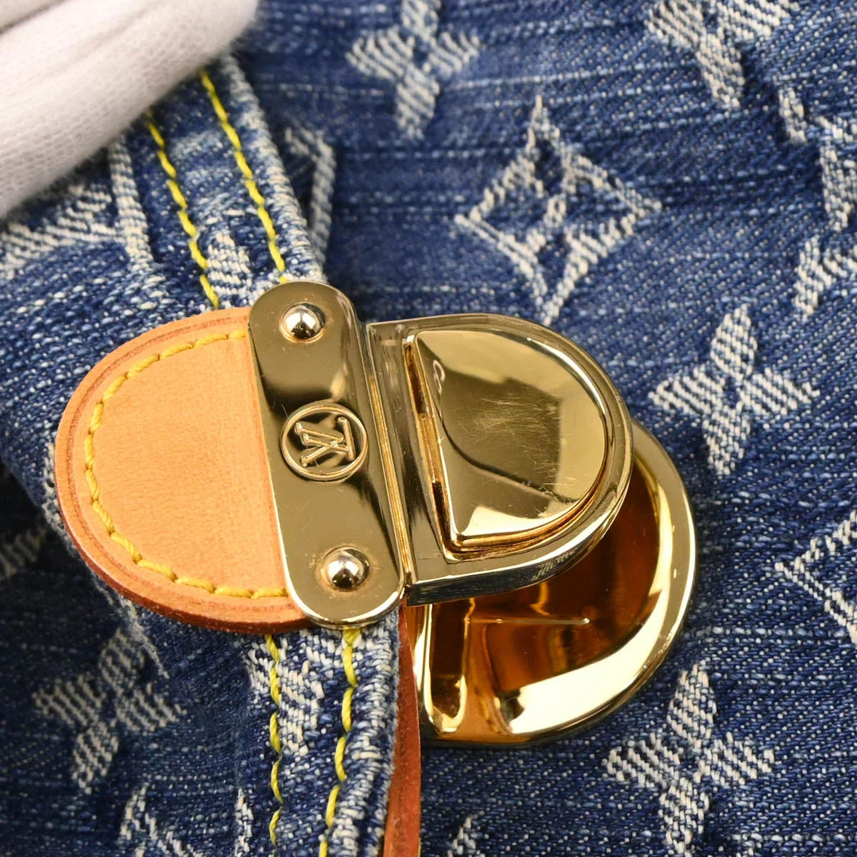 Louis Vuitton 2005 Blue Monogram Denim Mini Pleaty Handbag M95050