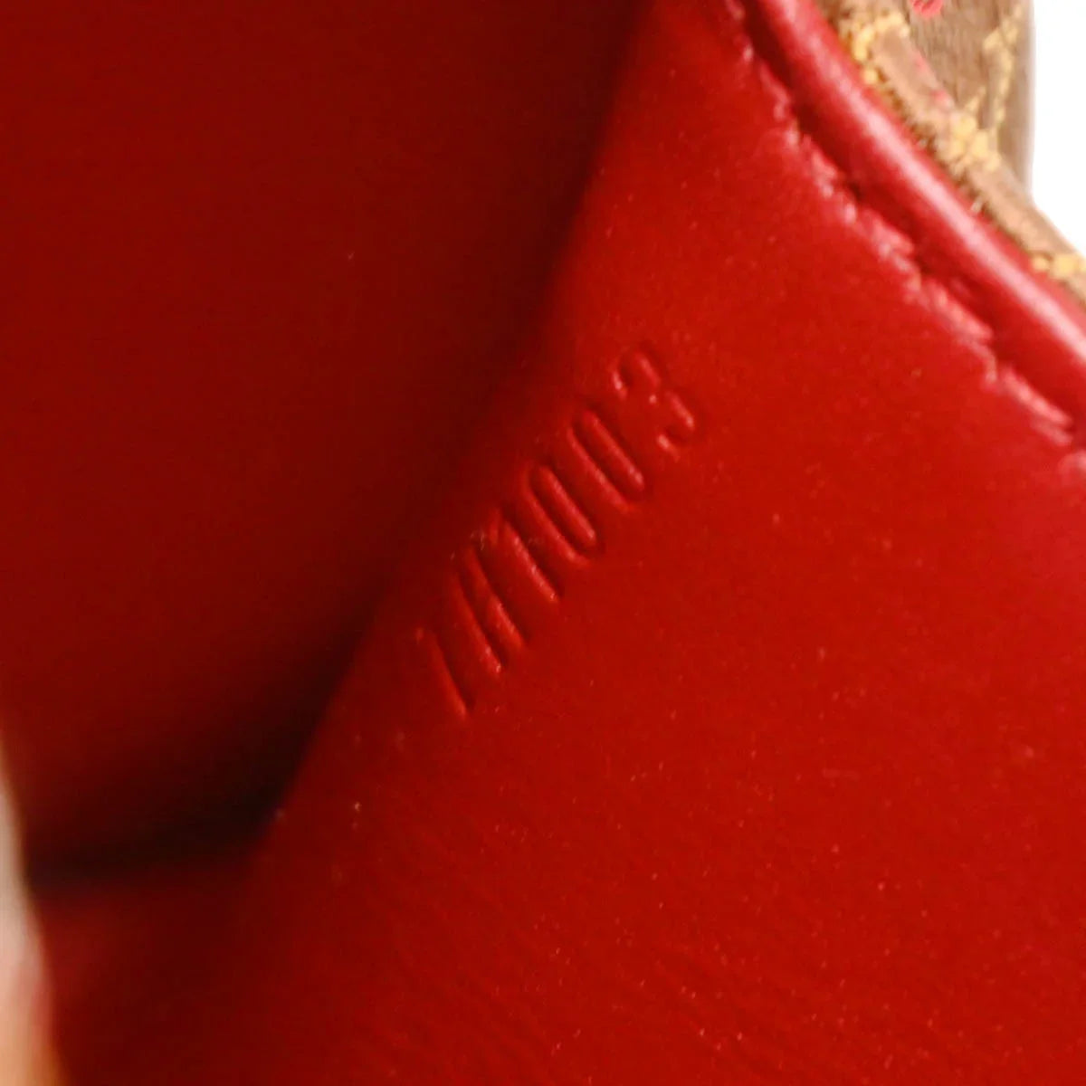 Louis Vuitton 2003 * Mini Papillon 22 Handbag M92585