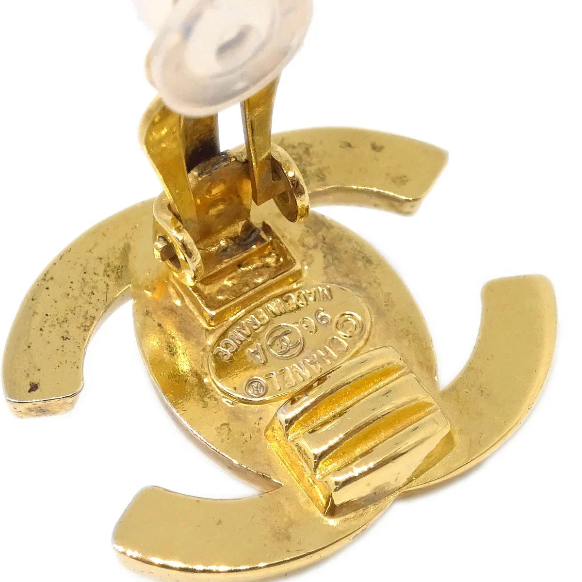 Chanel CC Turnlock Earrings Clip-On Gold Small 96A