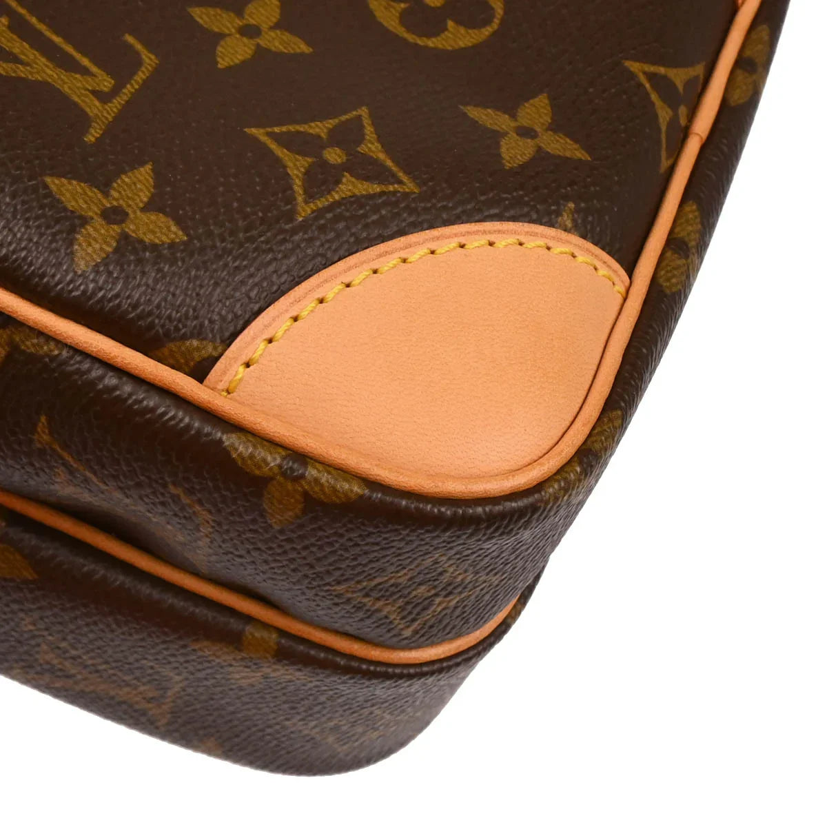 Louis Vuitton 2005 Monogram Amazon Crossbody Bag M45236