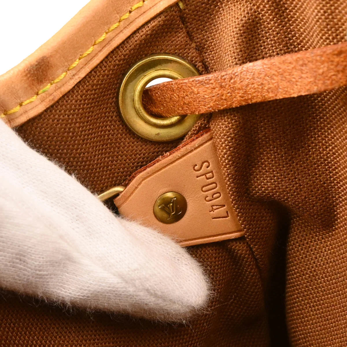 Louis Vuitton 1997 Monogram Mini Montsouris Backpack M51137