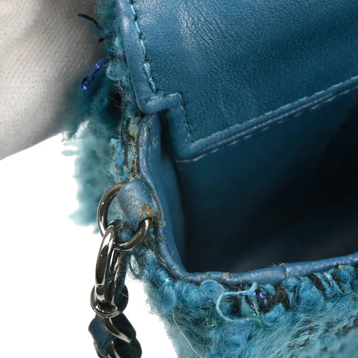 Chanel 2001-2003 Blue Tweed East West Shoulder Bag