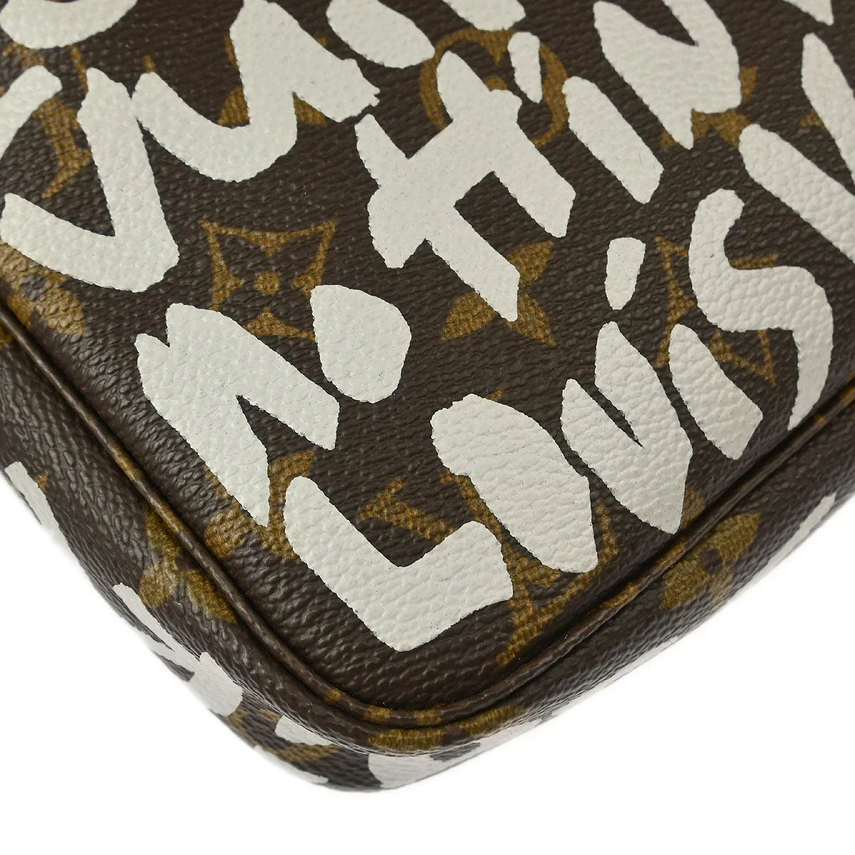 Louis Vuitton 2001 khaki Graffiti Pochette Accessoires Handbag M92192