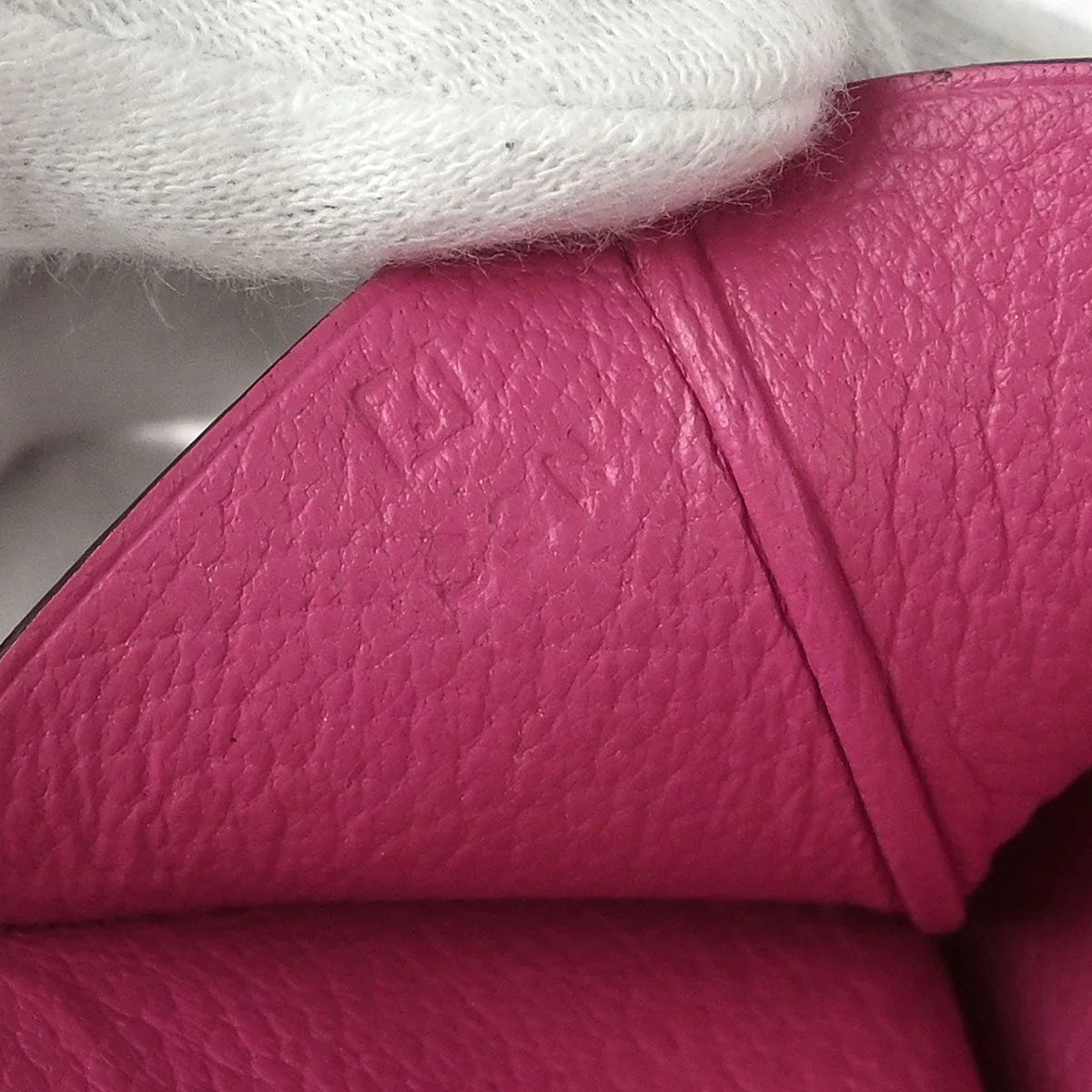 Hermes * 2006 Fuschia Pink Ostrich Bearn Soufre Long Wallet