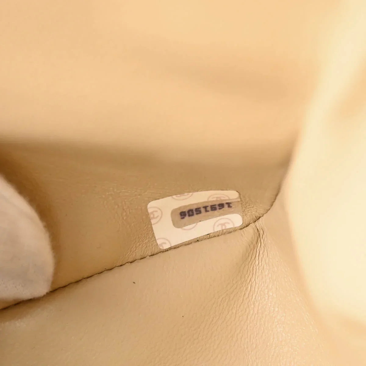 Chanel 1989-1991 Beige Lambskin Turnlock Small Full Flap Shoulder Bag
