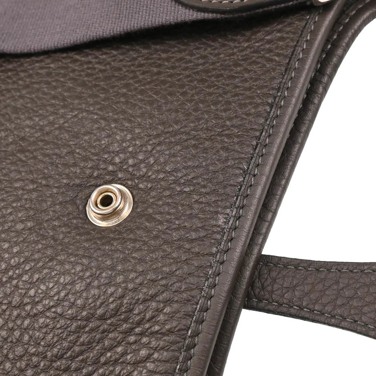 Hermes 2004 Ebene Taurillon Clemence Evelyne 1 PM Shoulder Bag