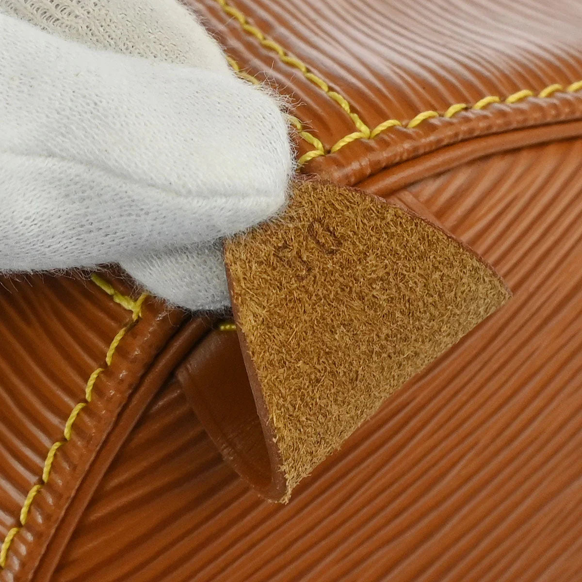 Louis Vuitton 1997 Brown Epi Keepall 50 Travel Handbag M42968