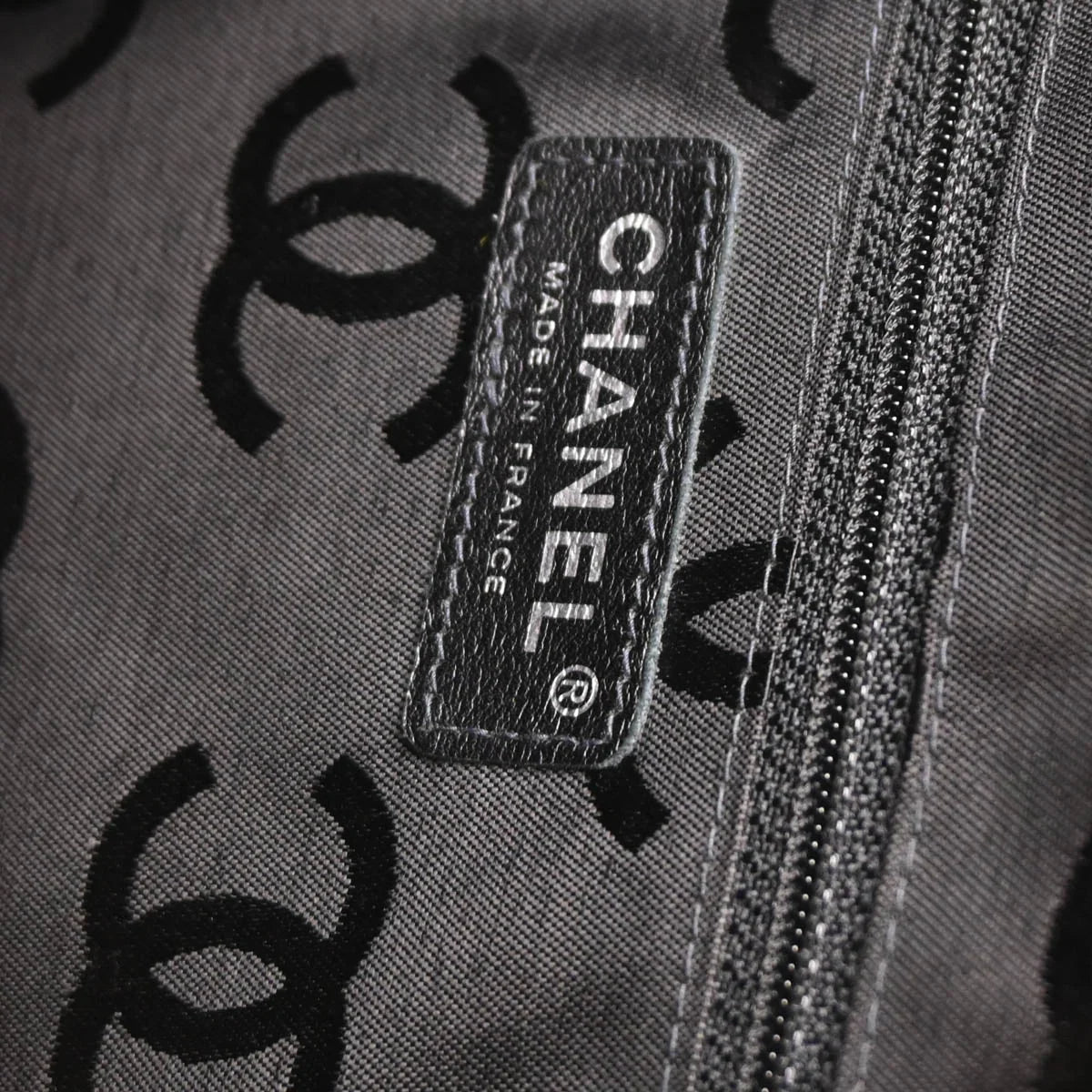 Chanel 2005-2006 Beige Black Calfskin Cambon Ligne Bowling Bag