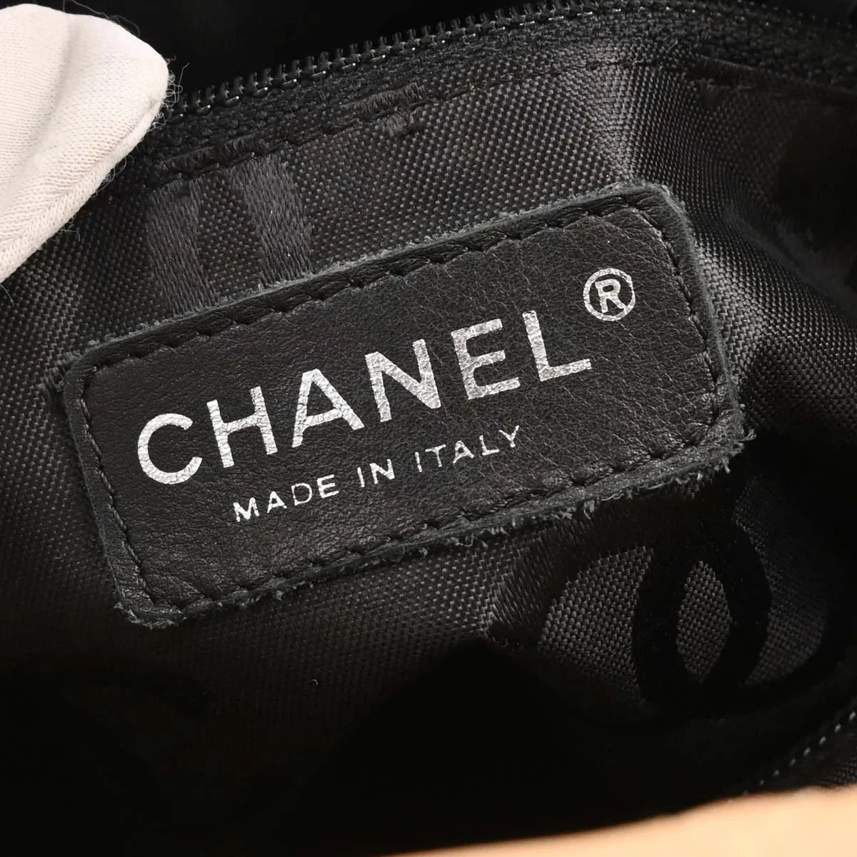 Chanel 2003-2004 Beige Calfskin Cambon Ligne Tote Handbag