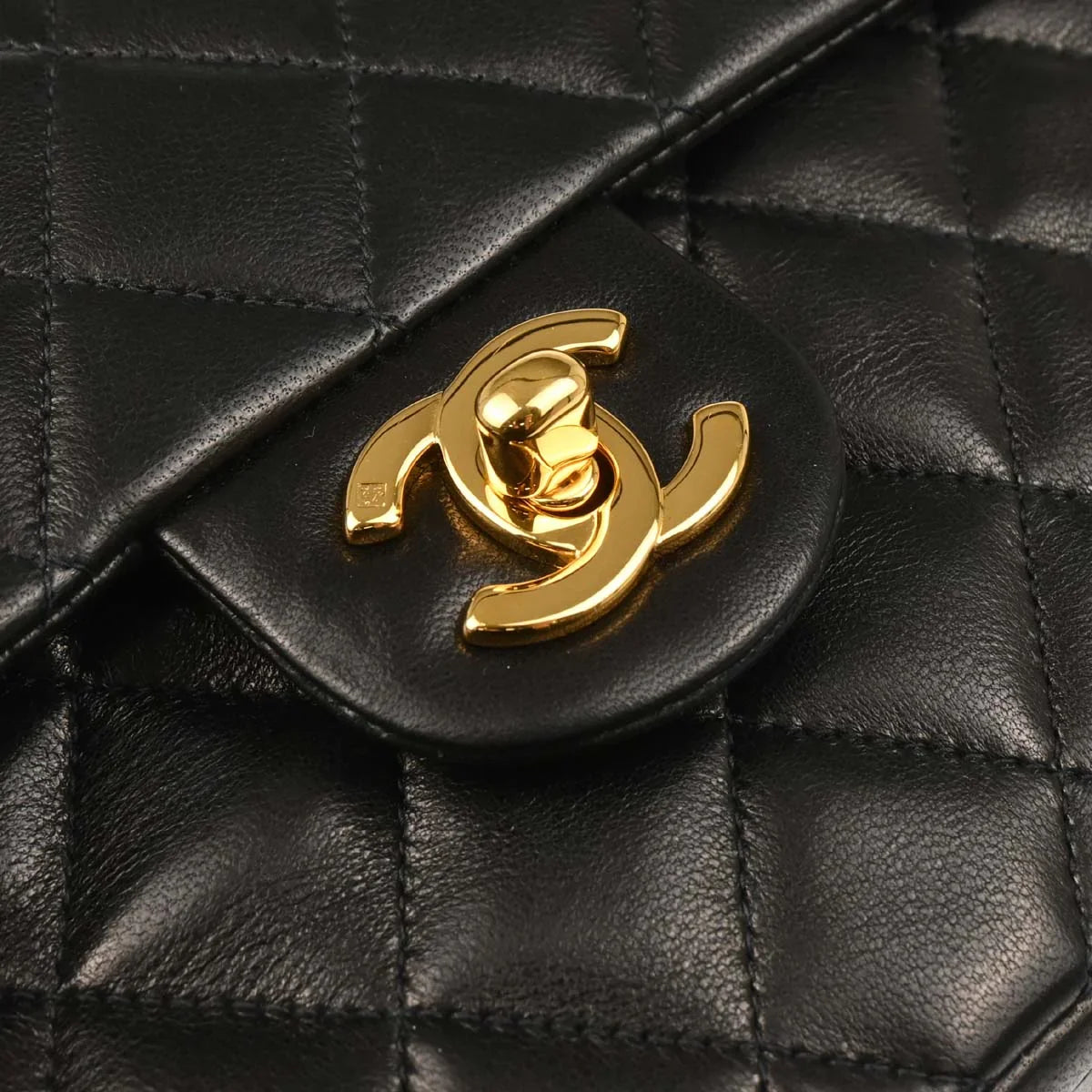 Chanel 1997-1999 Black Lambskin Mini Classic Square Flap Shoulder Bag