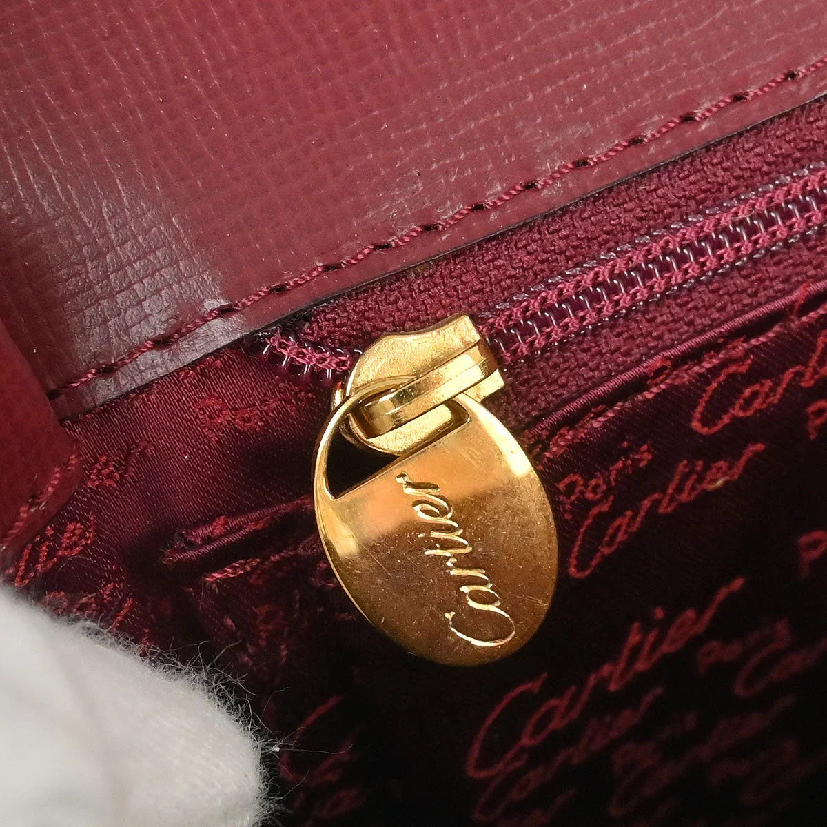 Cartier Bordeaux Leather Must de Cartier Handbag