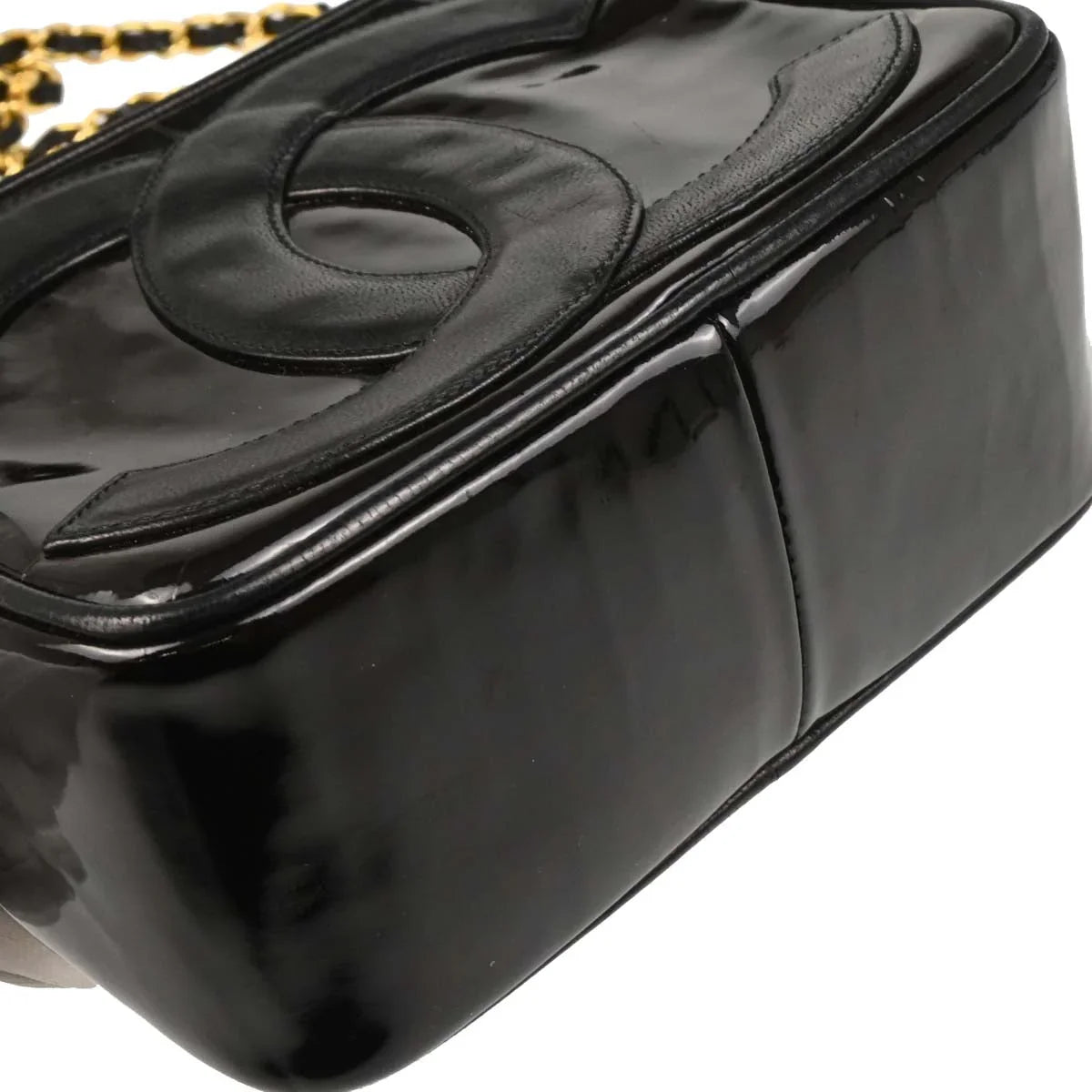 Chanel 1986-1988 Black Patent Leather Camera Bag