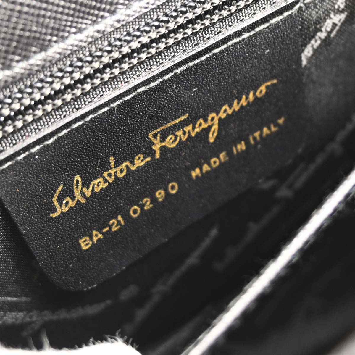Salvatore Ferragamo Black Leather Gancini 2way Shoulder Handbag