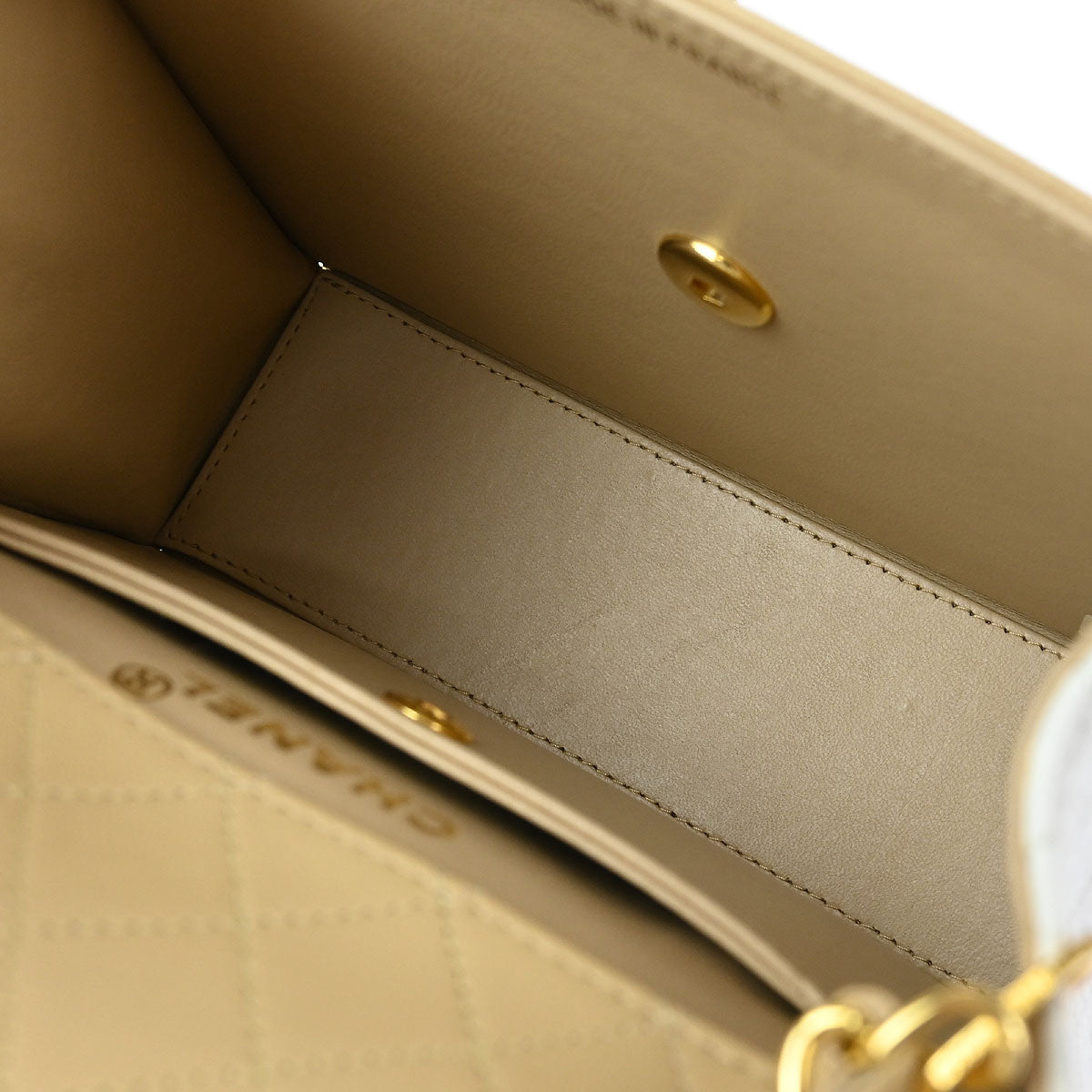 Chanel 1989-1991 Beige White Lambskin Straight Flap Shoulder Bag