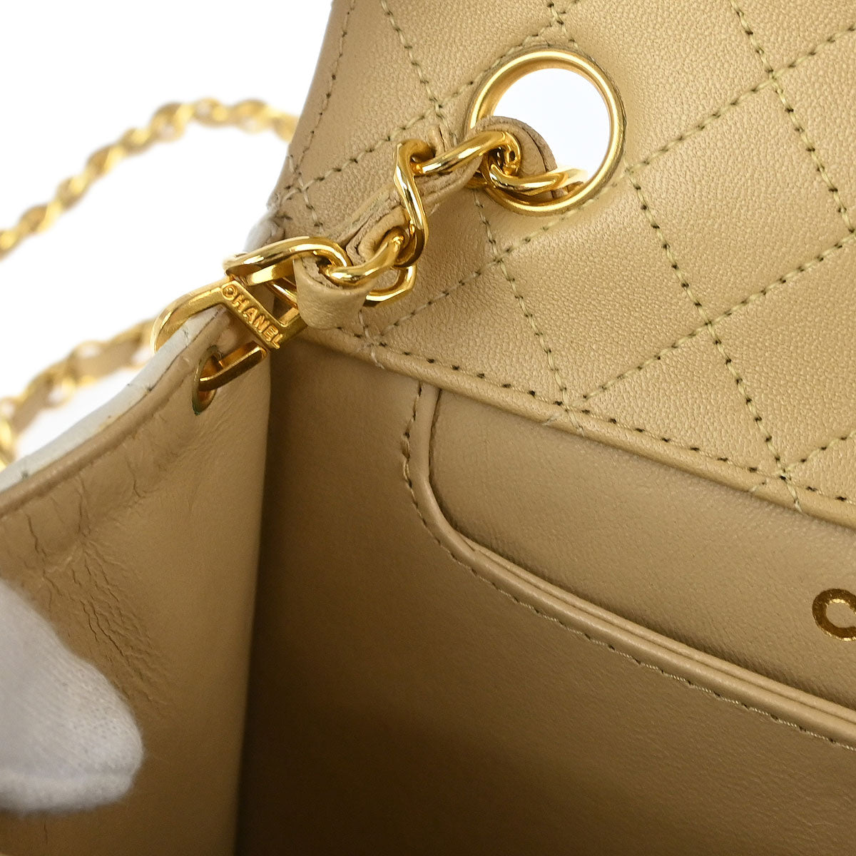 Chanel 1989-1991 Beige White Lambskin Straight Flap Shoulder Bag