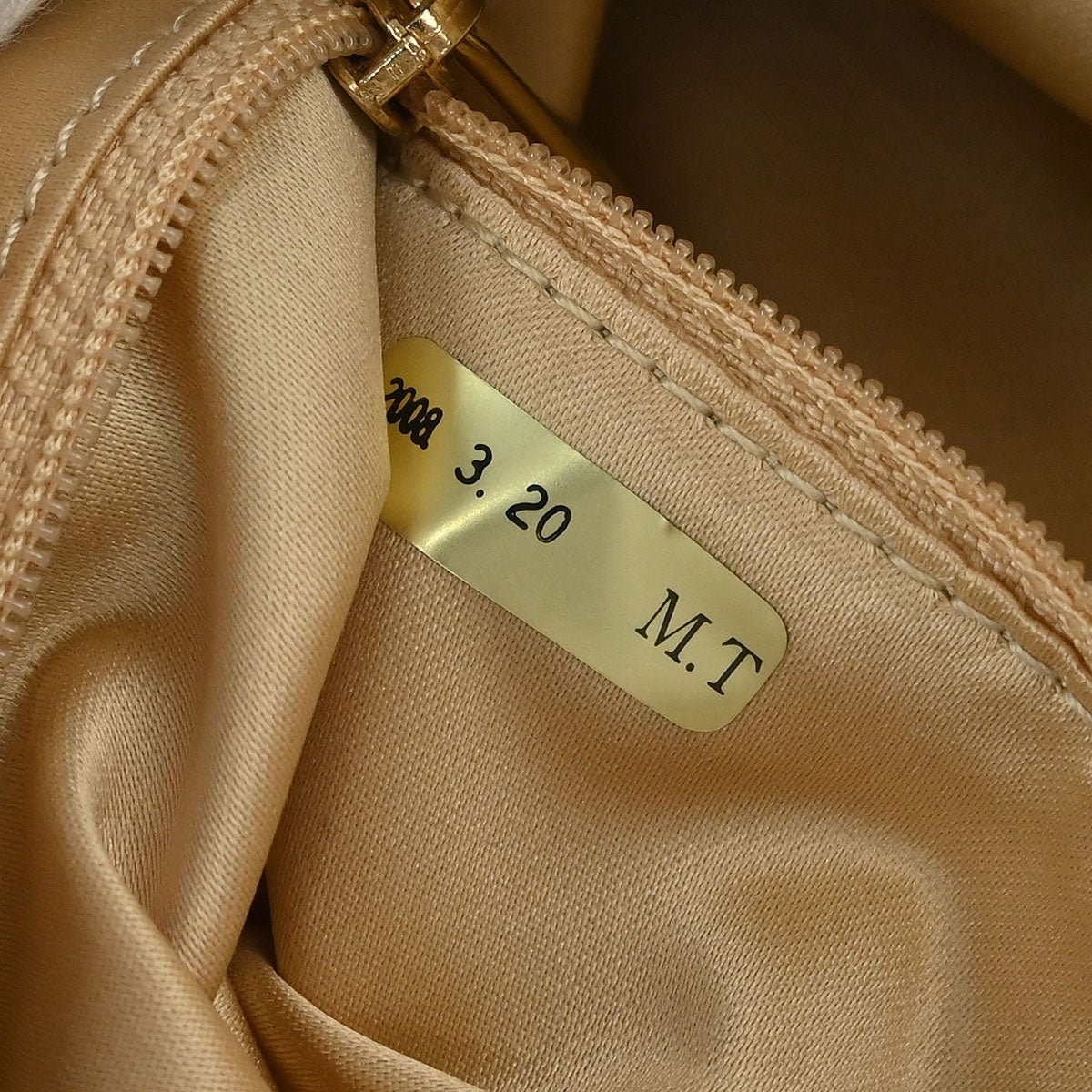 Chanel 2006-2008 Black Calfskin Rodeo Drive Shoulder Bag