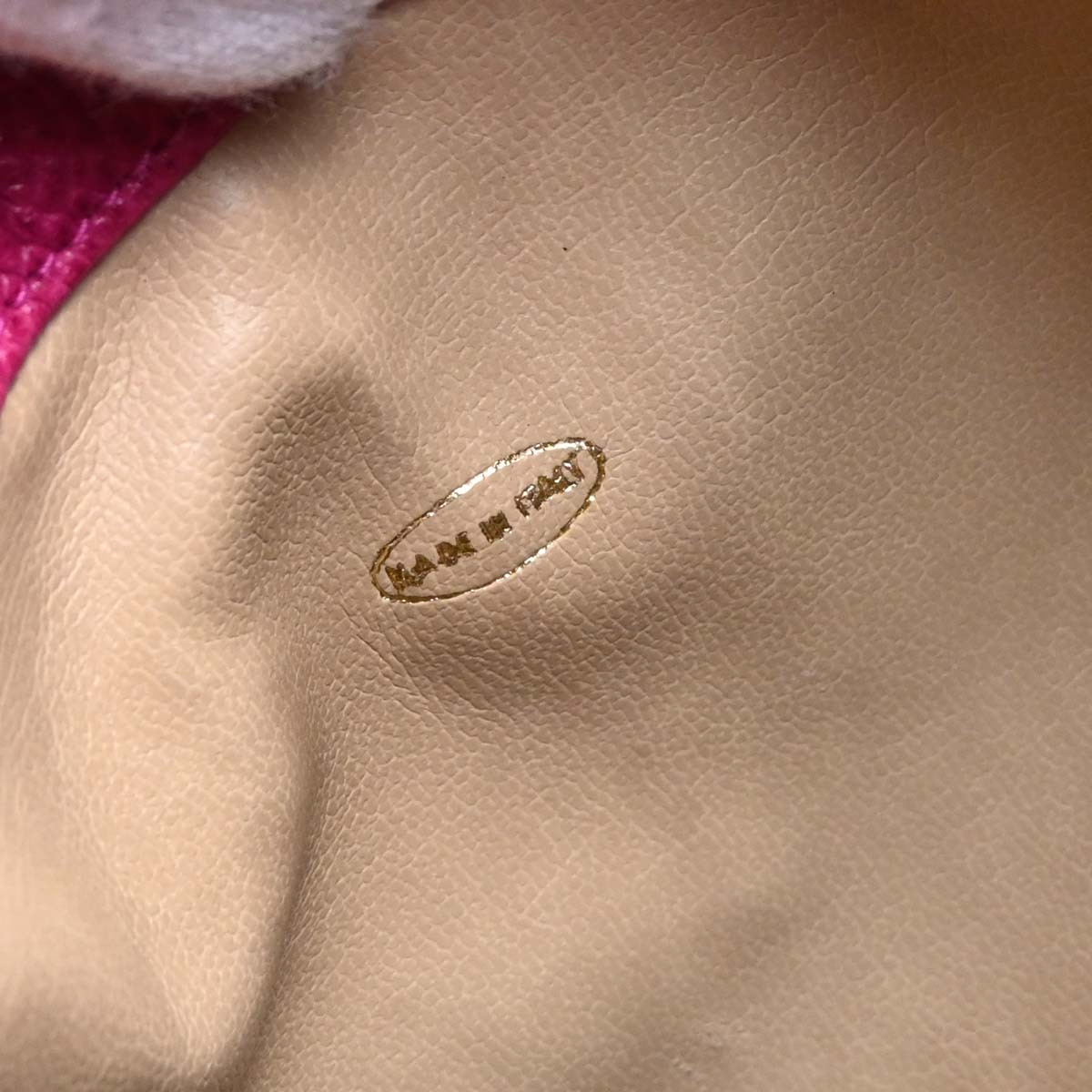 Chanel 1991-1994 Pink Caviar Bucket Drawstring Shoulder Bag
