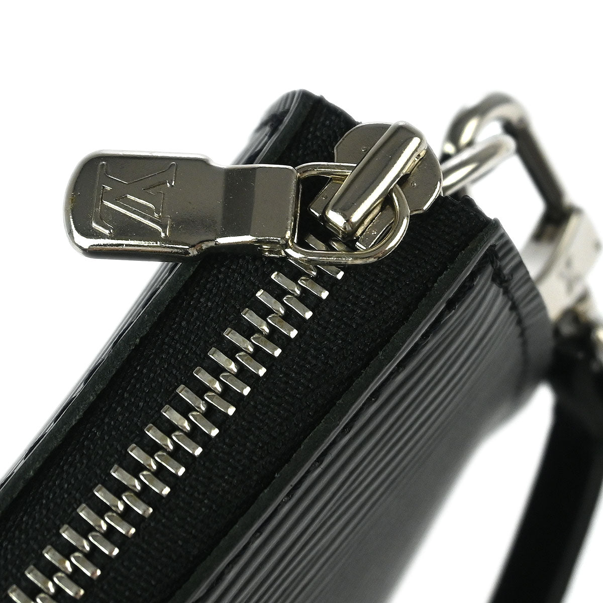 Louis Vuitton 2006 Black Epi Pochette Accessoires 24 Handbag M52982