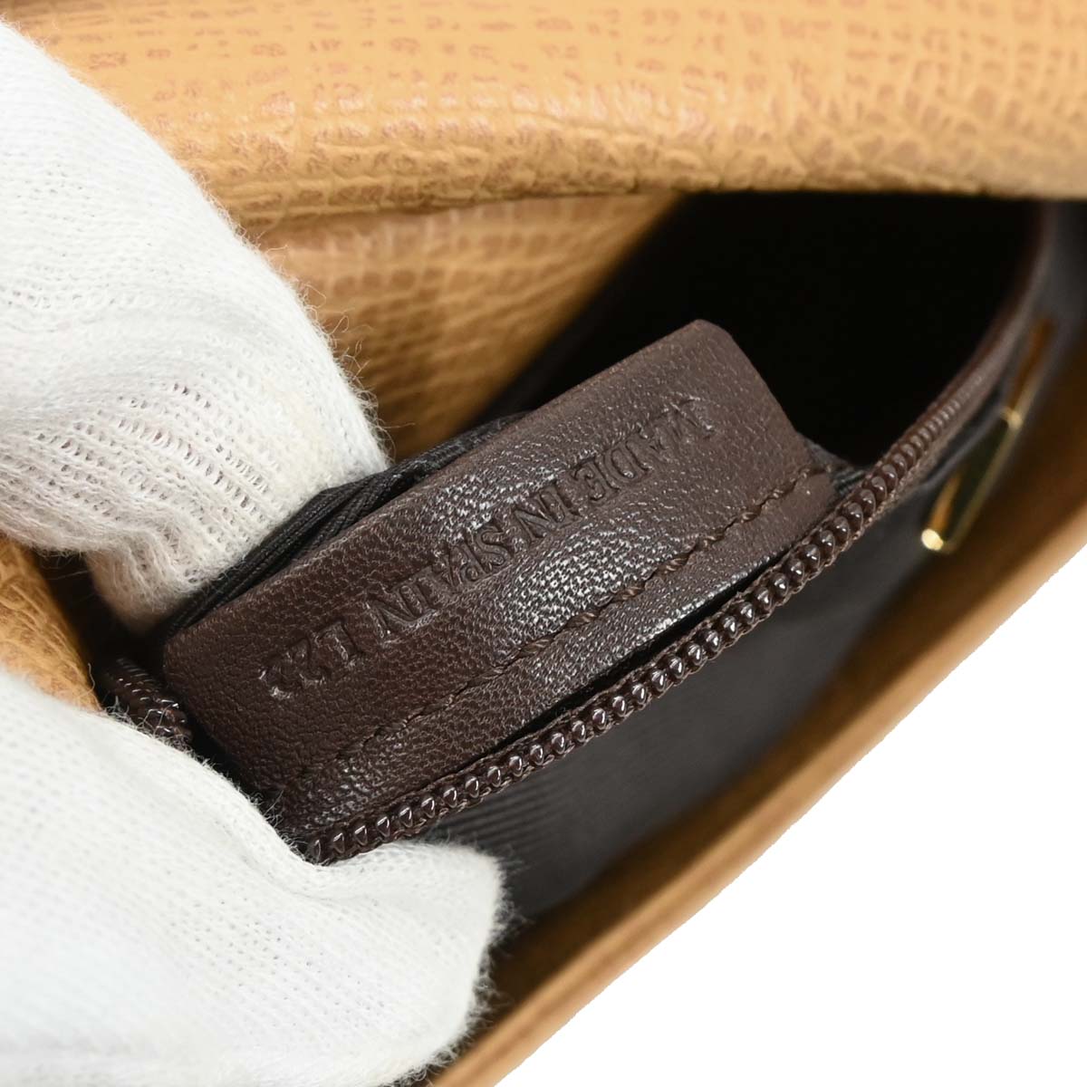 Loewe Beige Leather Shoulder Bag