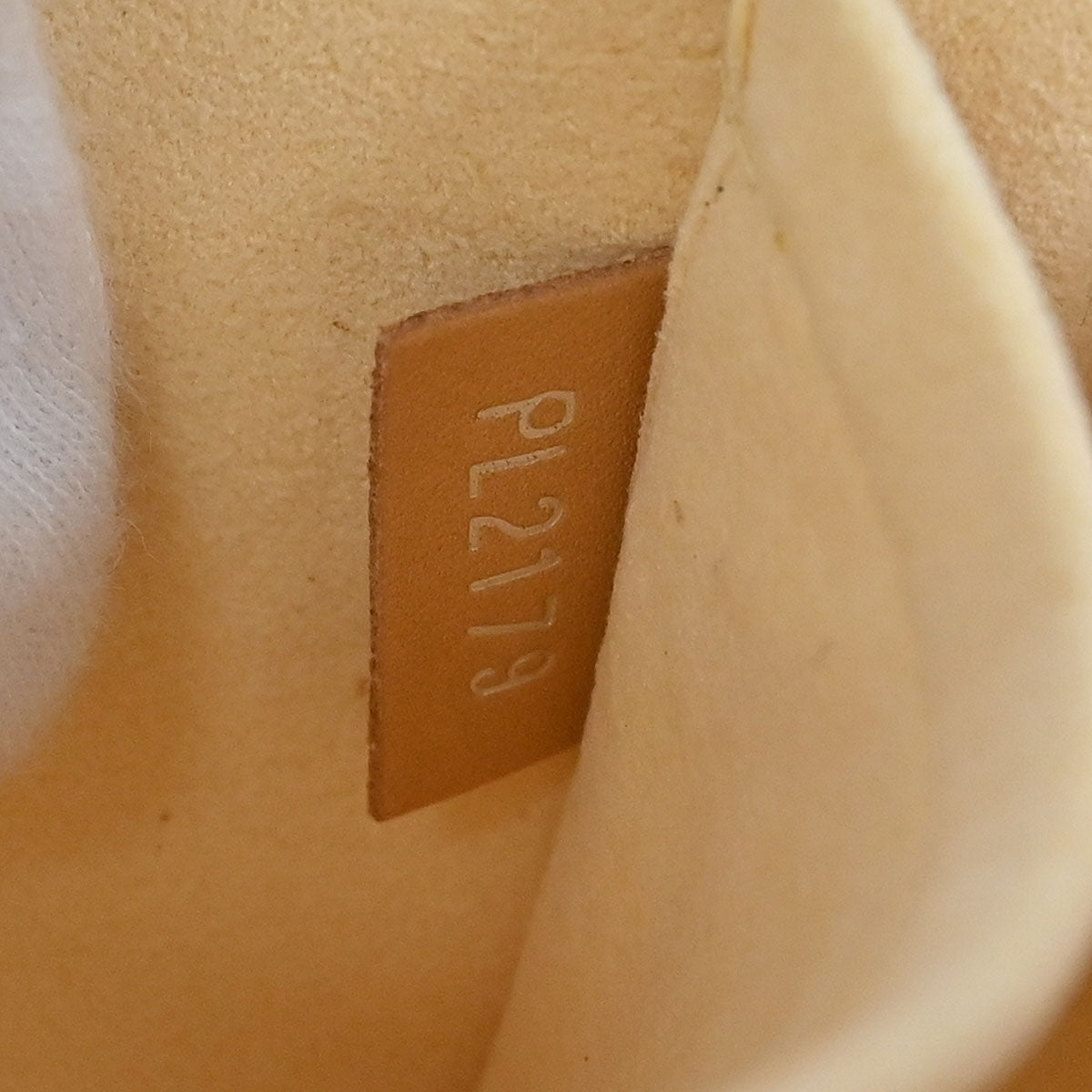 Louis Vuitton 2019 LV Pop Tambourin Shoulder Bag M55460