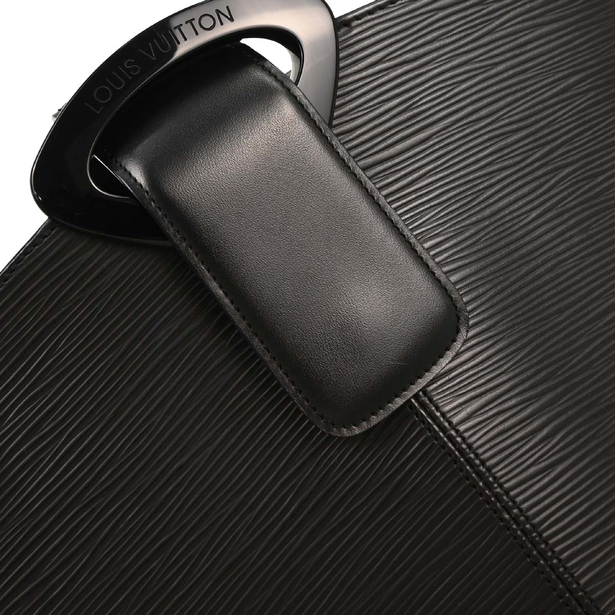 Louis Vuitton 1999 Black Epi Revli Shoulder Bag M52162