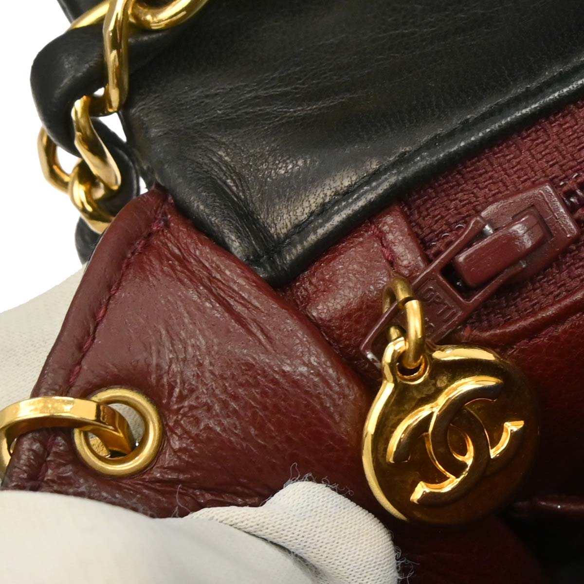 Chanel 1991-1994 Black Lambskin Classic Square Flap Shoulder Bag