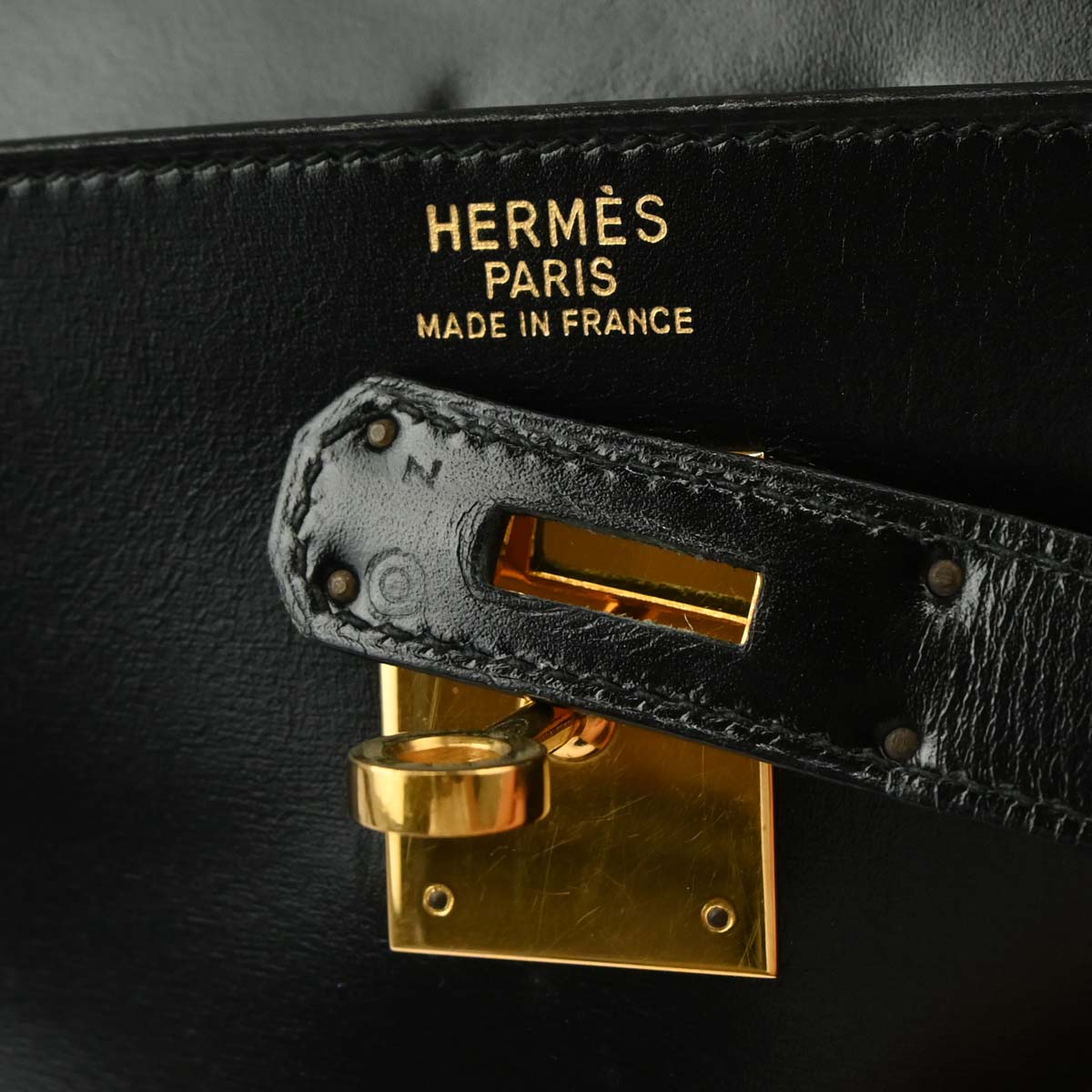 Hermes 1985 Black Box Calf Kelly 35 Retourne Handbag