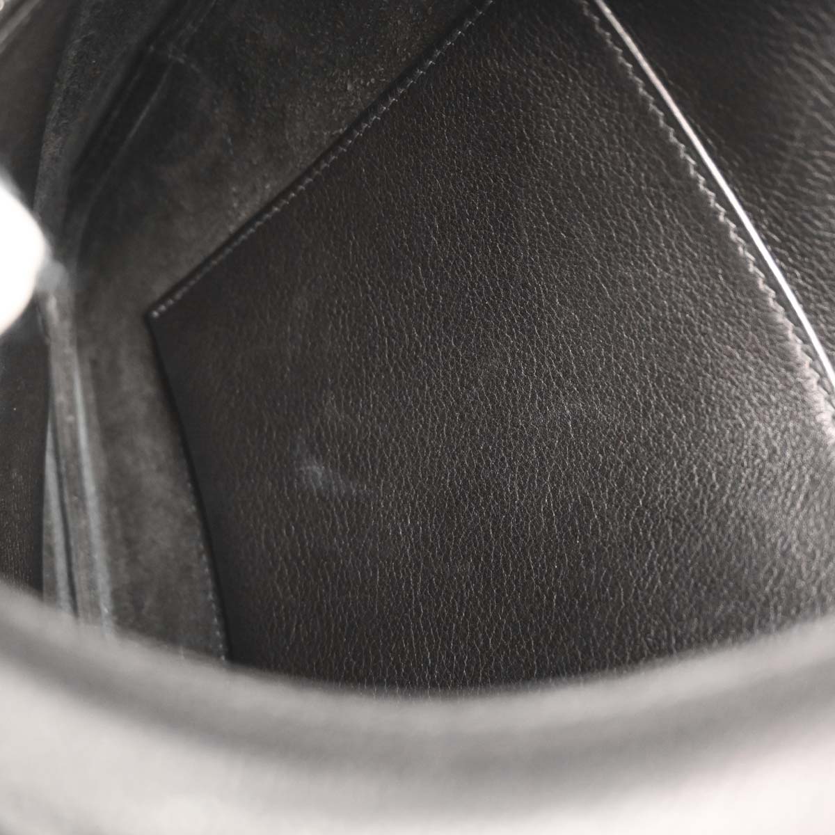 Hermes 2004 Black Evergrain Trim 31 Shoulder Bag