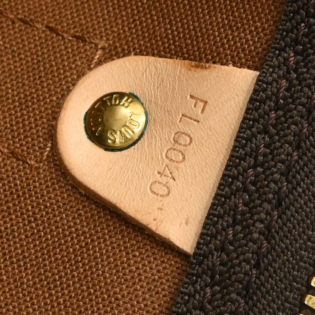 Louis Vuitton 2000 Monogram Keepall 60 Duffle Handbag M41422