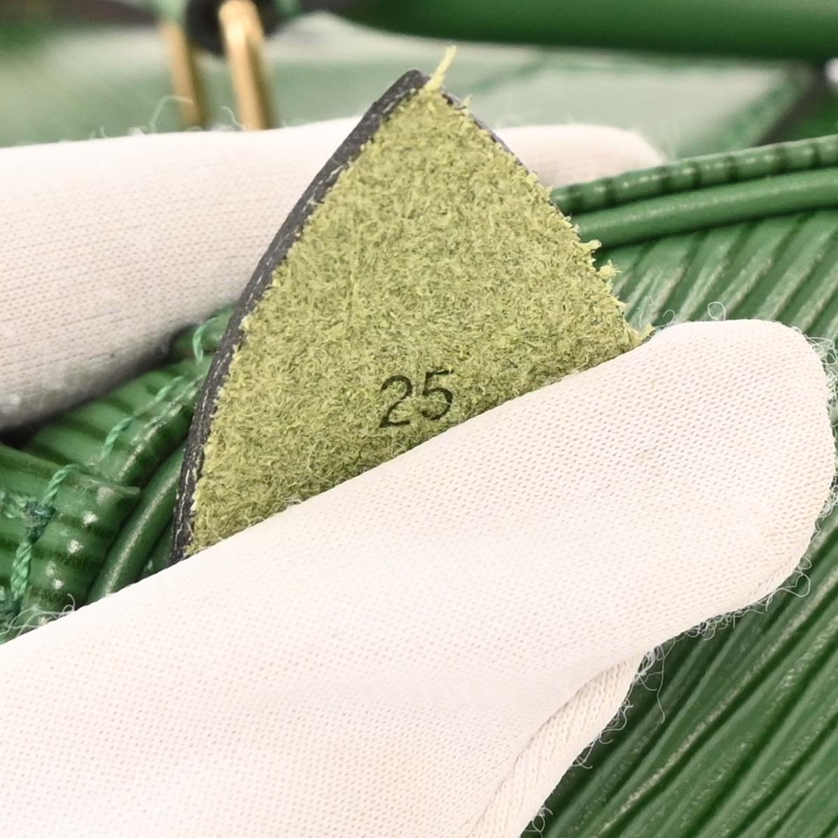 Louis Vuitton Green Epi Speedy 25 Handbag M43014