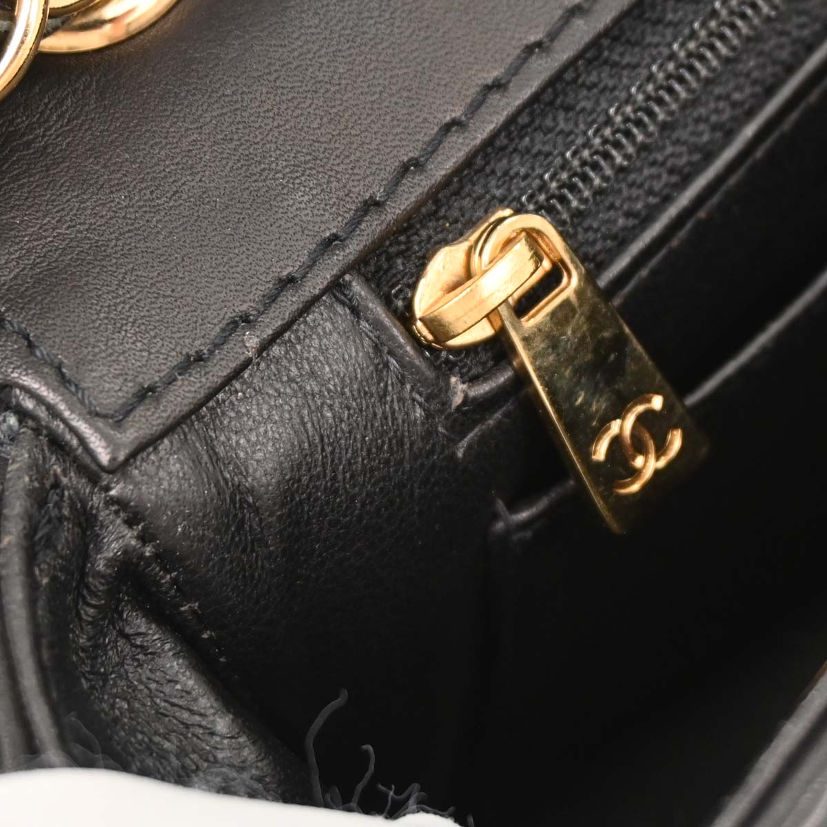 Chanel 2001-2003 Black Calfskin Wild Stitch Choco Bar Single Flap Shoulder Bag
