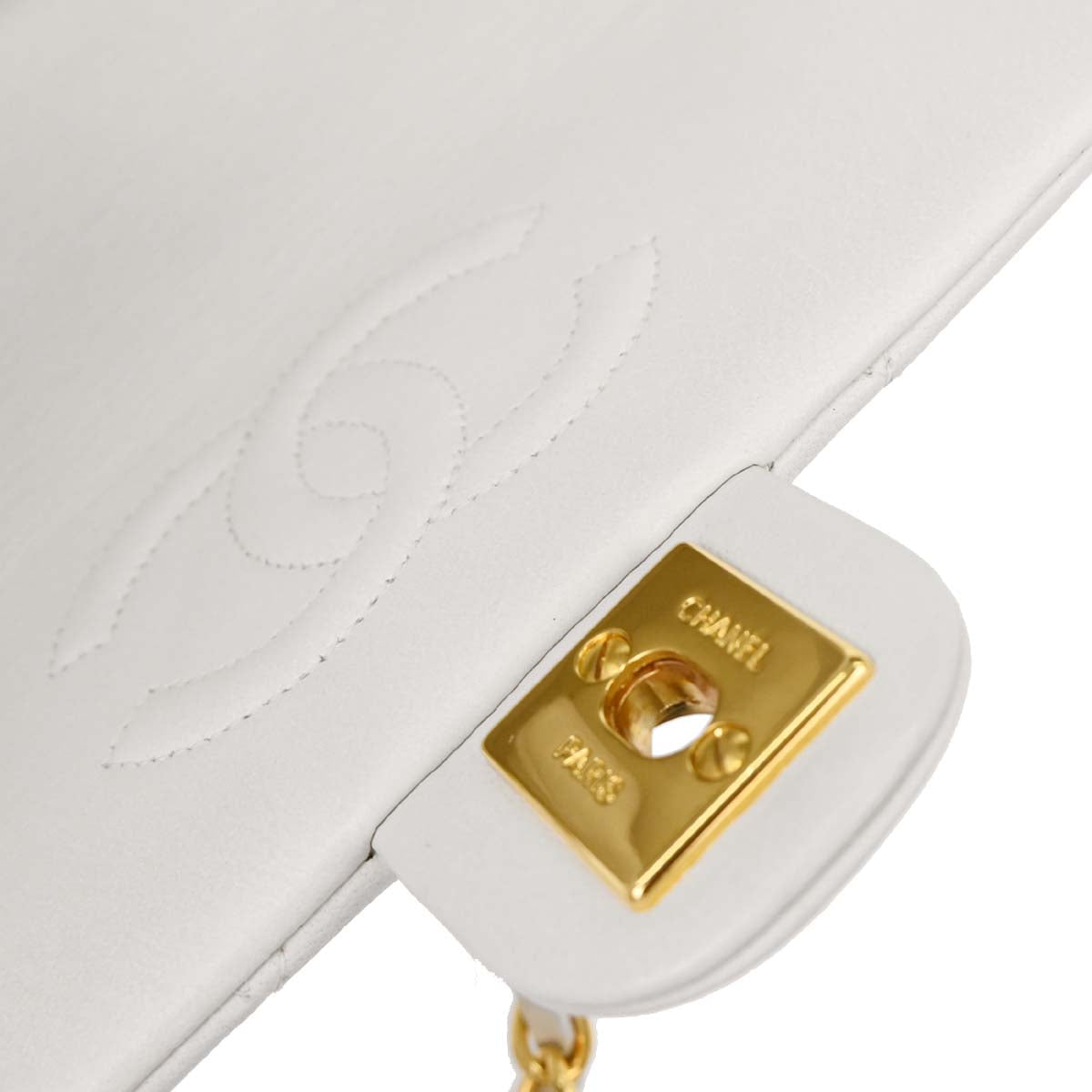 Chanel 1986-1988 White Lambskin Classic Square Flap Shoulder Bag