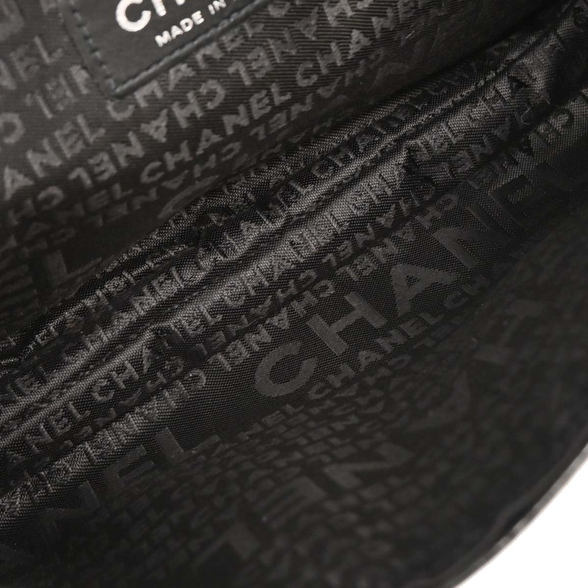 Chanel 2004-2005 Black Patent Leather Choco Bar Shoulder Bag