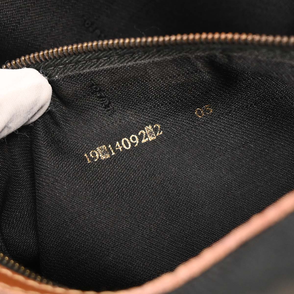 Fendi Brown Black Pequin 2way Shoulder Handbag