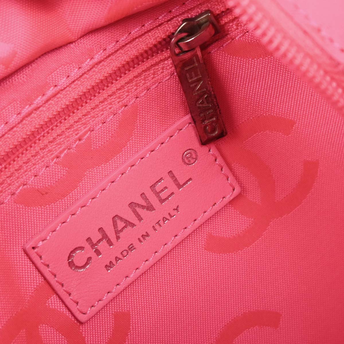 Chanel 2004-2005 Black Calfskin Cambon Ligne Tote Handbag